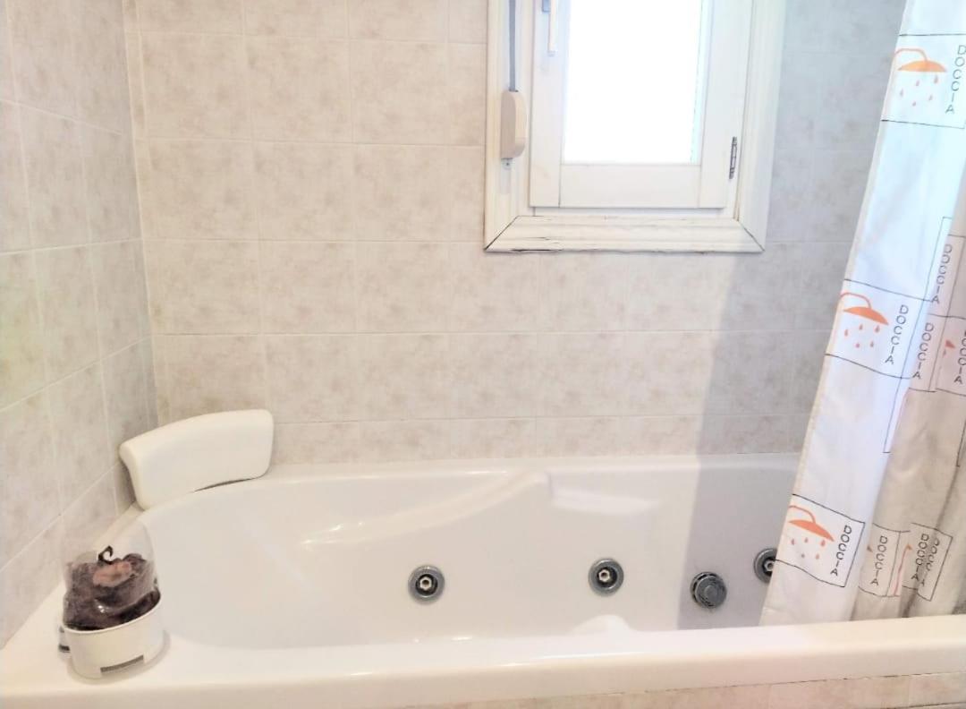 Apartamento Entrerios Barbastro Exterior photo